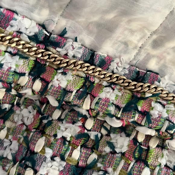 CHANEL NEW with Tags Jacket Size 44 - Picture 14 of 15